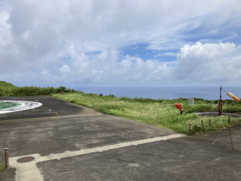 青ヶ島ヘリポート