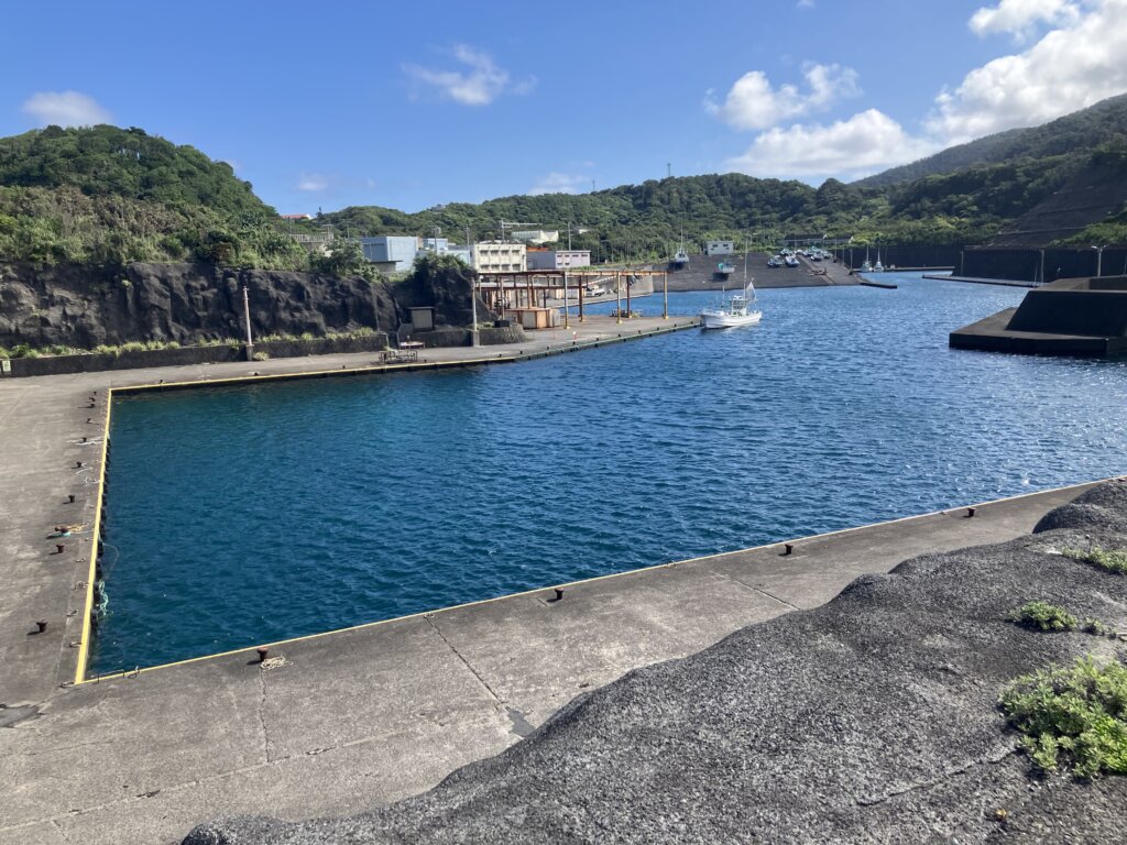 八重根漁港